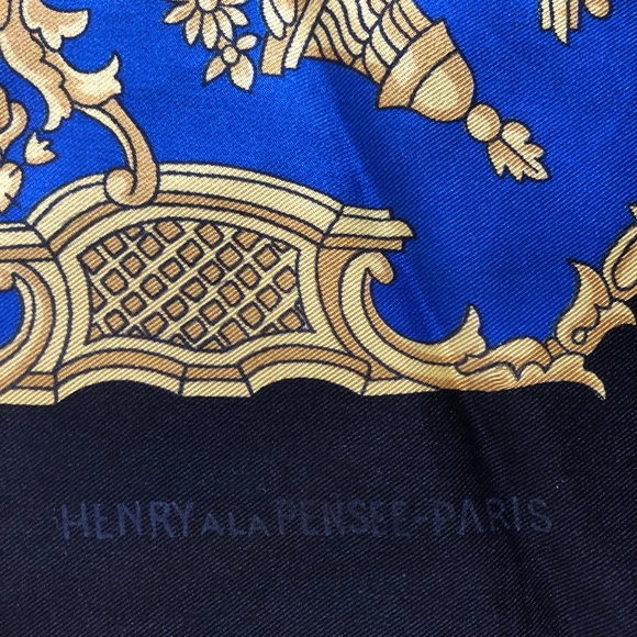 Henry a la Pensee-Paris silk scarf - Picture 2 of 3